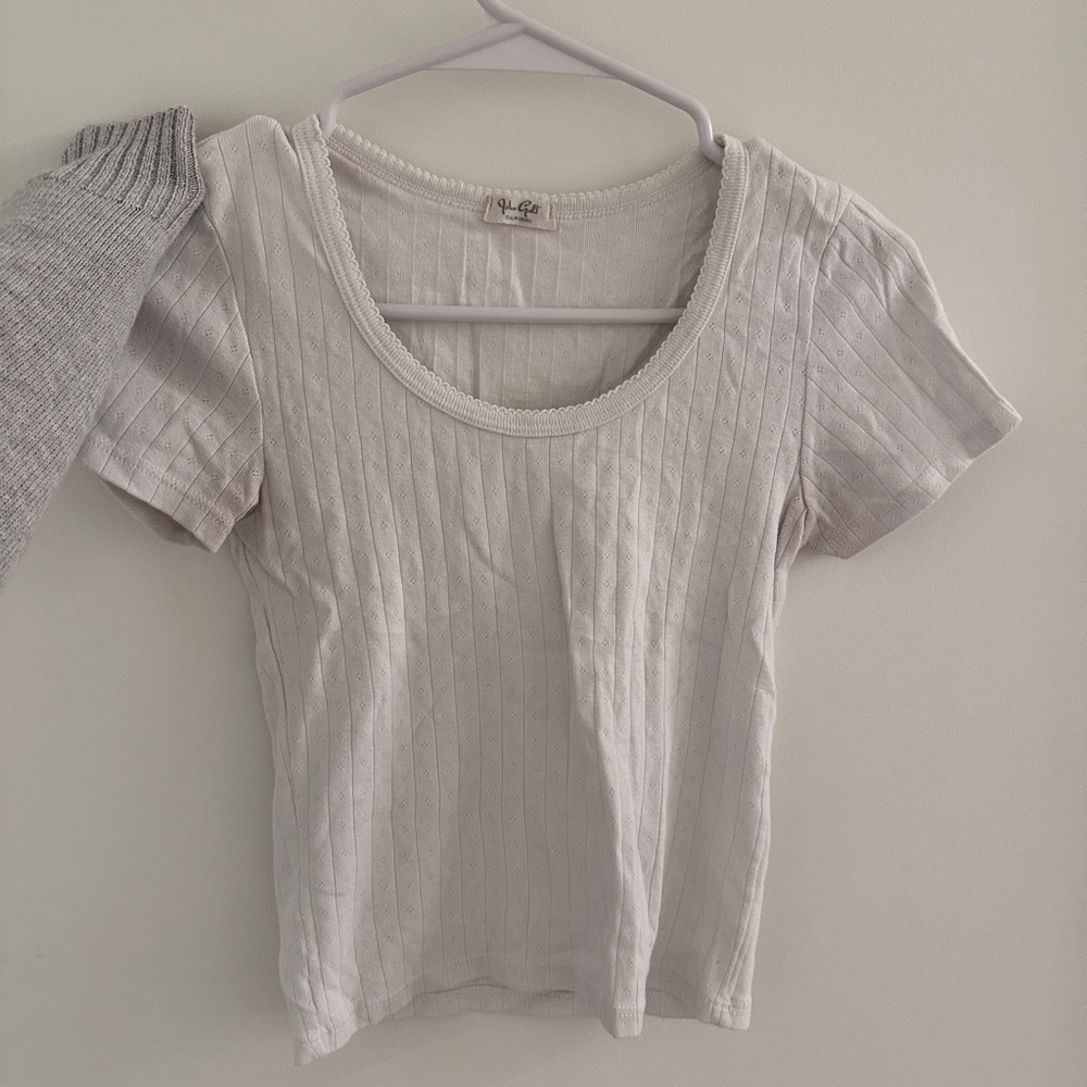 Brandy Melville Cream Ribbed Top